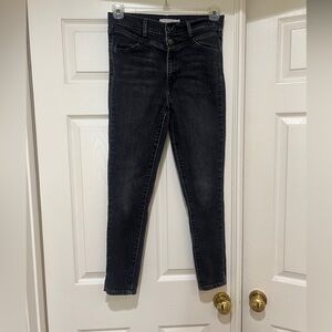 LEVI’S Mile High‎ Super Skinny Black Jeans—SZ. 26